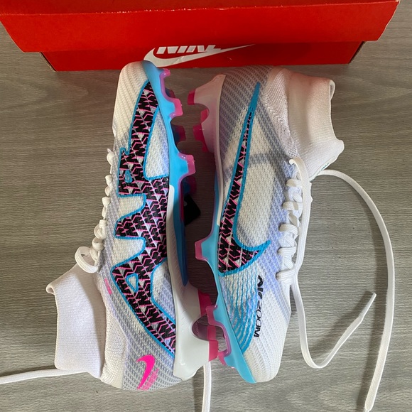 Nike Shoes Youth Size 4 Nike Zoom Mercurial Superfly 9 Elite Fg